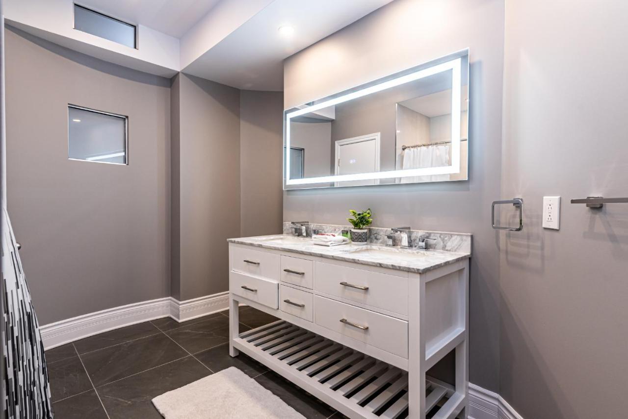 Family Friendly 3-Bedroom Beauty In Le Plateau By Denstays Монреал Екстериор снимка